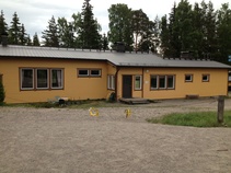 Maja kentän suunnalta